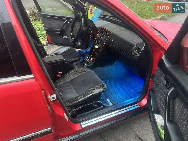 Седан Mercedes-Benz C-Class 1994 в Хмельницькому