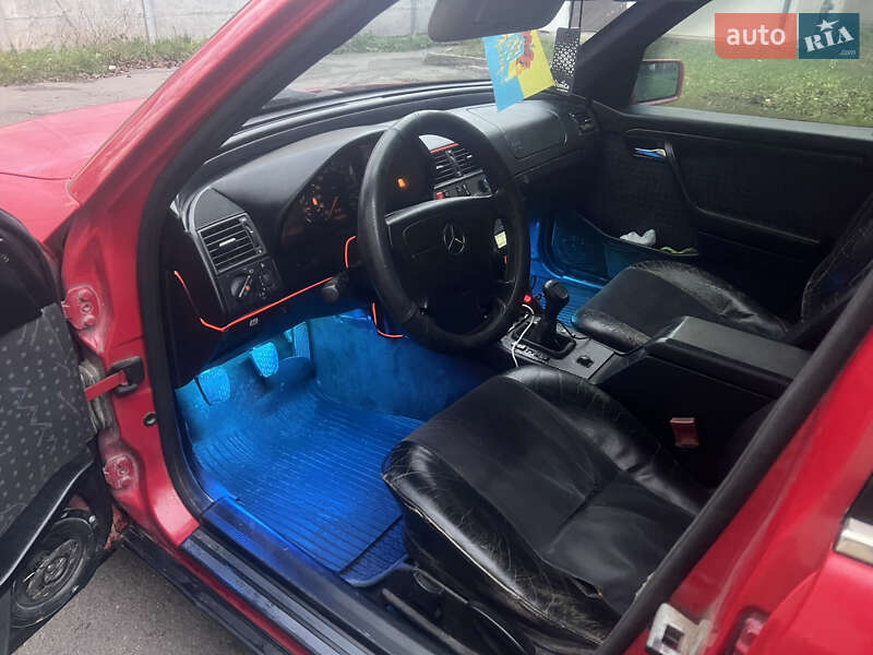 Седан Mercedes-Benz C-Class 1994 в Хмельницькому