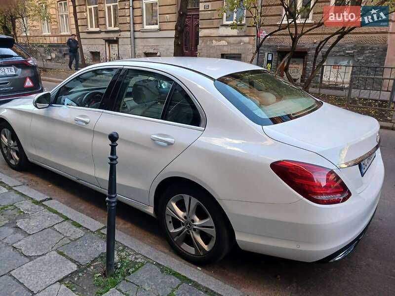 Mercedes-Benz C-Class 2018