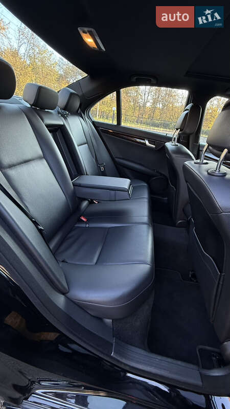 Седан Mercedes-Benz C-Class 2014 в Одесі фото 10 Седан Mercedes-Benz C-Class 2014 в Одесі