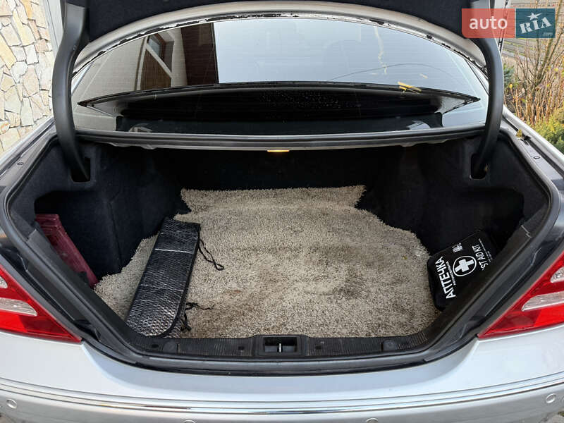 Седан Mercedes-Benz C-Class 2003 в Львові фото 17 Седан Mercedes-Benz C-Class 2003 в Львові