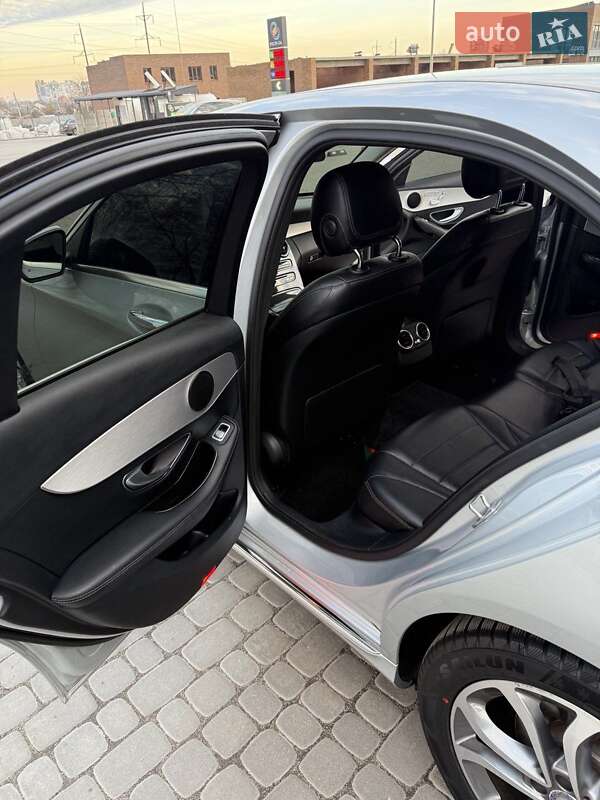 Седан Mercedes-Benz C-Class 2016 в Виннице фото 19 Седан Mercedes-Benz C-Class 2016 в Виннице
