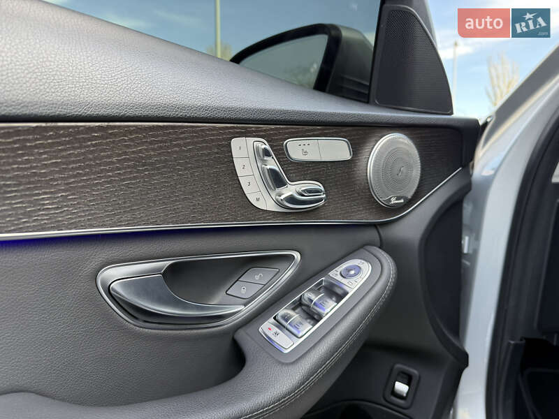Седан Mercedes-Benz C-Class 2018 в Запоріжжі фото 18 Седан Mercedes-Benz C-Class 2018 в Запоріжжі