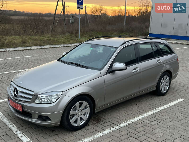Універсал Mercedes-Benz C-Class 2008 в Луцьку