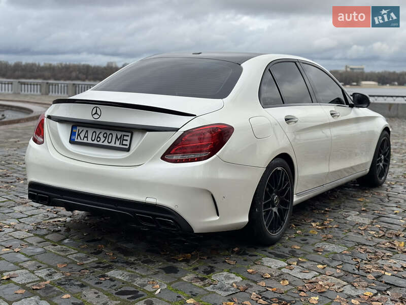 Седан Mercedes-Benz C-Class 2017 в Киеве