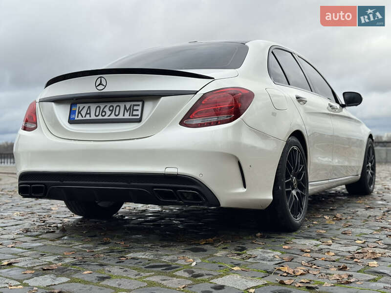 Седан Mercedes-Benz C-Class 2017 в Киеве
