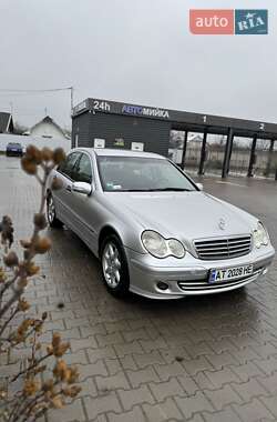 Седан Mercedes-Benz C-Class 2004 в Ивано-Франковске