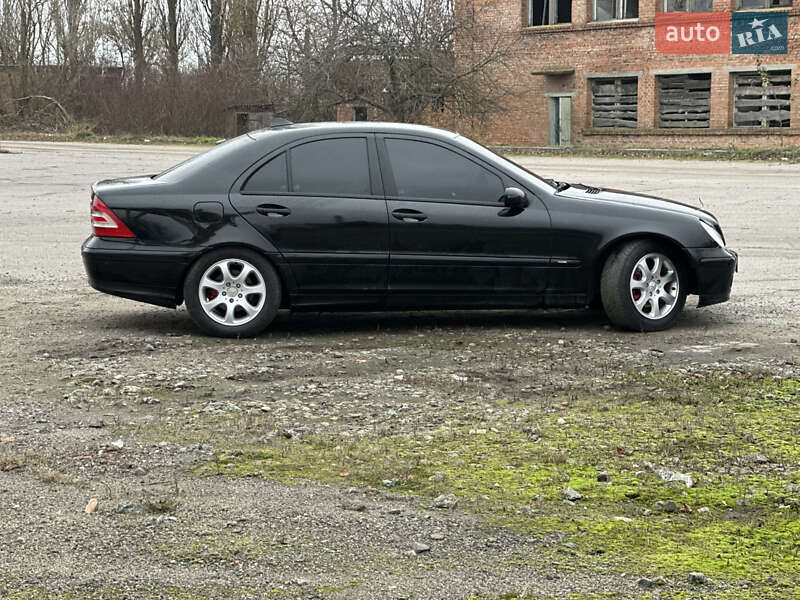 Седан Mercedes-Benz C-Class 2004 в Вінниці фото 2 Седан Mercedes-Benz C-Class 2004 в Вінниці
