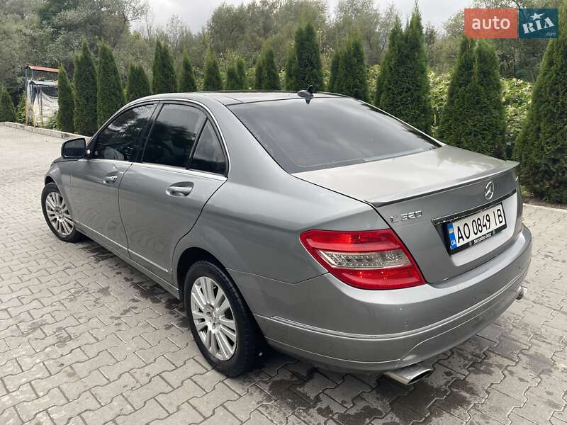 Седан Mercedes-Benz C-Class 2007 в Тячеве