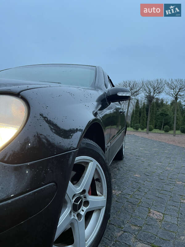 Седан Mercedes-Benz C-Class 2003 в Житомирі фото 14 Седан Mercedes-Benz C-Class 2003 в Житомирі