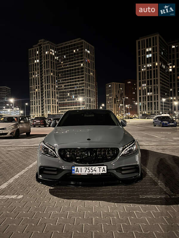 Седан Mercedes-Benz C-Class 2015 в Киеве