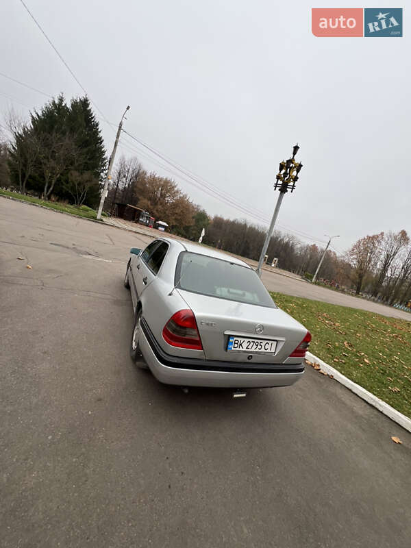 Седан Mercedes-Benz C-Class 1997 в Ровно фото 7 Седан Mercedes-Benz C-Class 1997 в Ровно