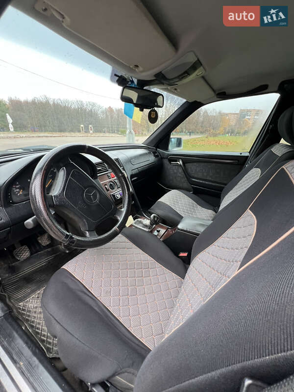 Седан Mercedes-Benz C-Class 1997 в Ровно фото 11 Седан Mercedes-Benz C-Class 1997 в Ровно