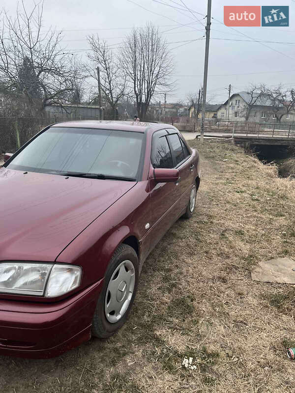 Седан Mercedes-Benz C-Class 1999 в Дрогобичі