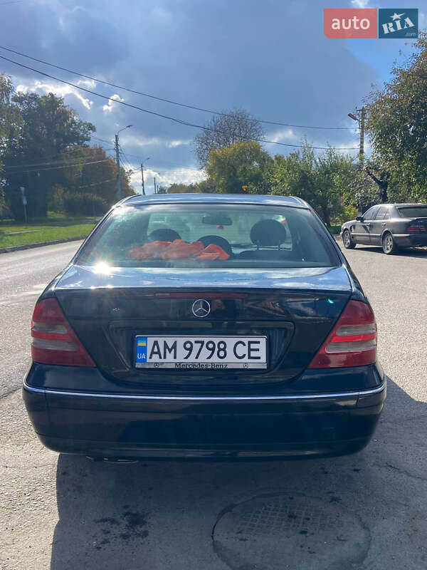 Седан Mercedes-Benz C-Class 2001 в Хмельницькому