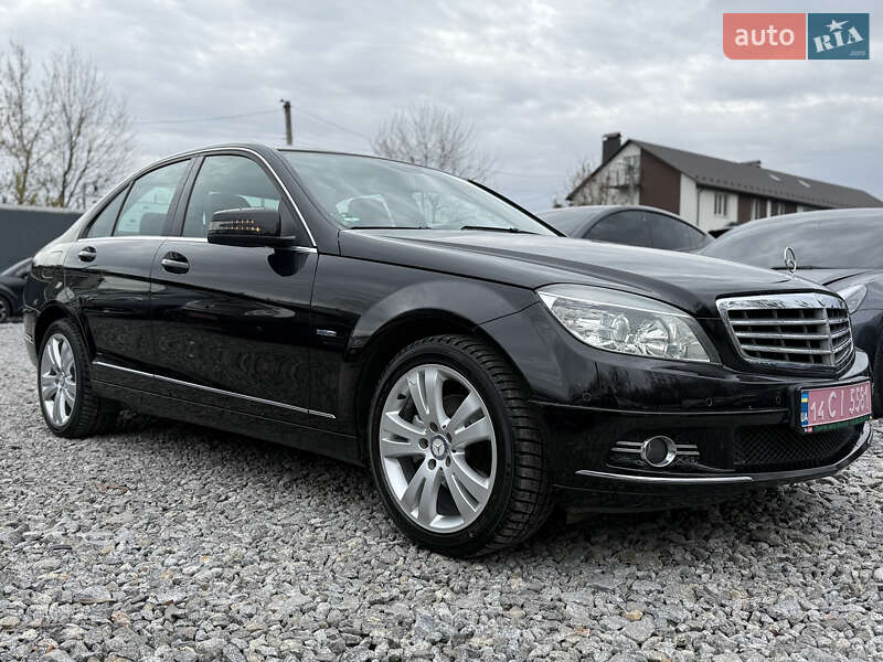 Седан Mercedes-Benz C-Class 2010 в Вінниці