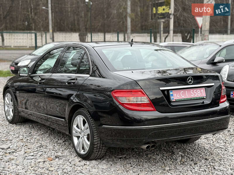 Седан Mercedes-Benz C-Class 2010 в Вінниці