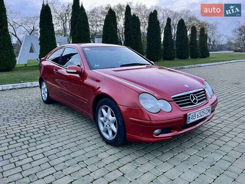 Купе Mercedes-Benz C-Class 2003 в Килии