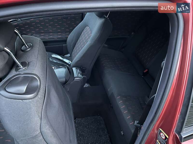 Купе Mercedes-Benz C-Class 2003 в Килии