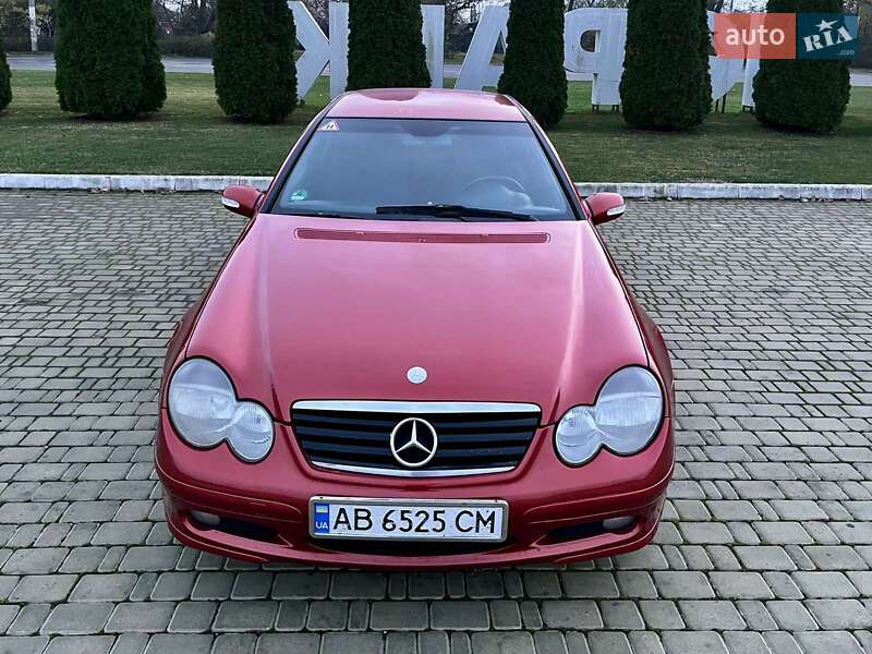 Купе Mercedes-Benz C-Class 2003 в Килии