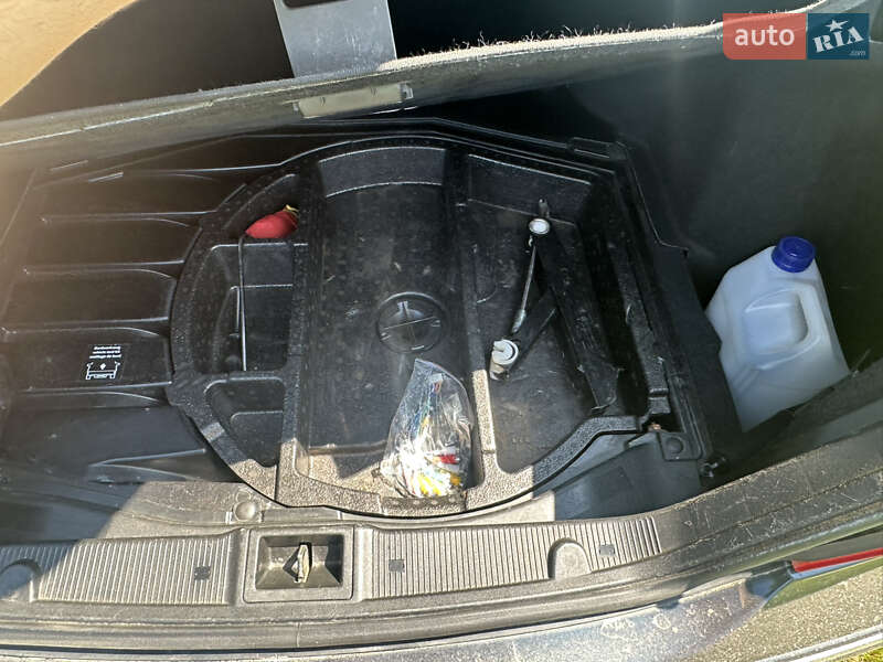 Седан Mercedes-Benz C-Class 2003 в Дерно фото 28 Седан Mercedes-Benz C-Class 2003 в Дерно