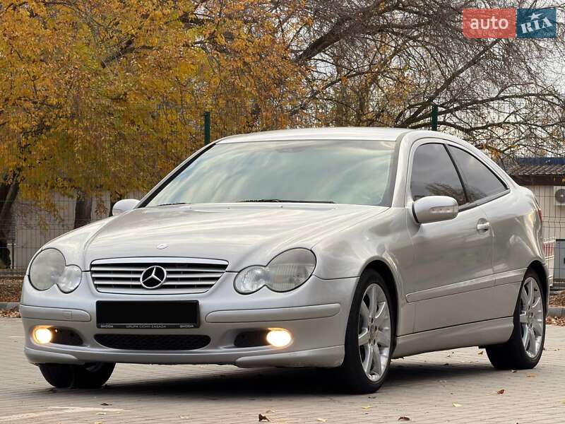 Купе Mercedes-Benz C-Class 2001 в Запоріжжі