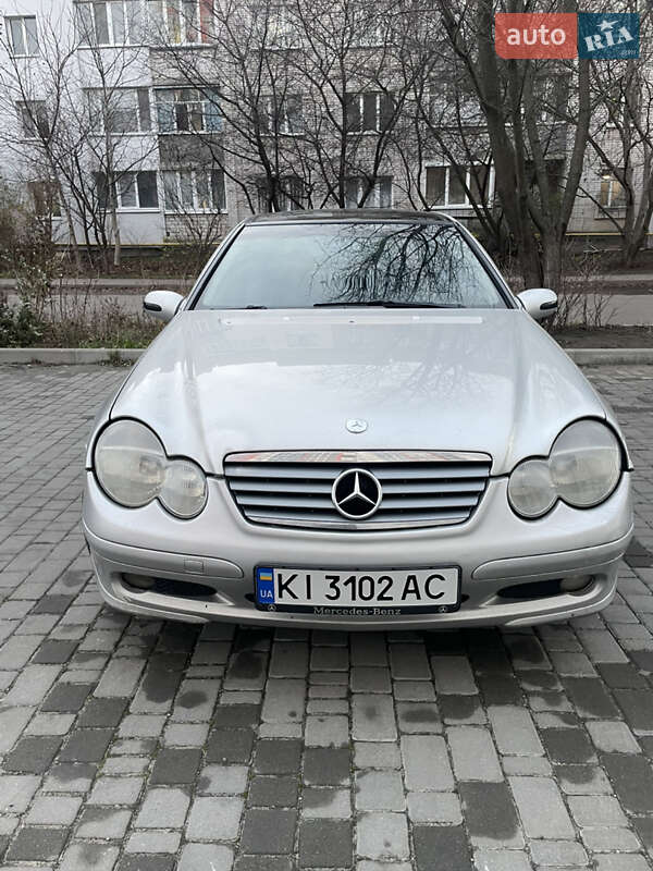 Купе Mercedes-Benz C-Class 2001 в Обухове фото 2 Купе Mercedes-Benz C-Class 2001 в Обухове