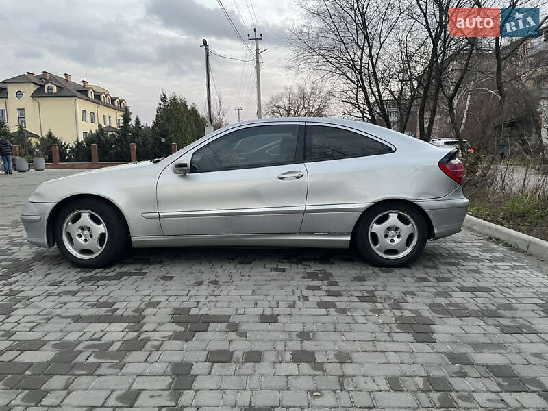 Купе Mercedes-Benz C-Class 2001 в Обухове фото 4 Купе Mercedes-Benz C-Class 2001 в Обухове