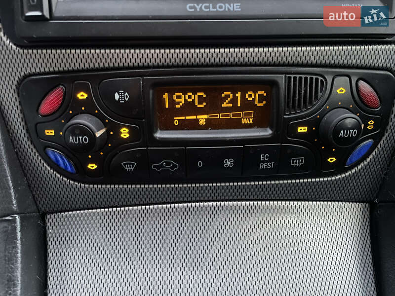 Купе Mercedes-Benz C-Class 2001 в Обухове фото 12 Купе Mercedes-Benz C-Class 2001 в Обухове