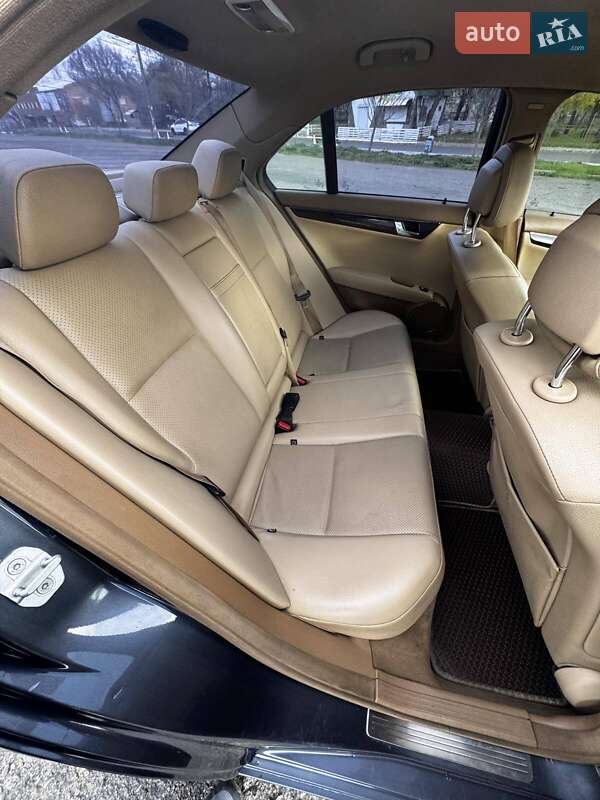 Седан Mercedes-Benz C-Class 2007 в Білгороді-Дністровському