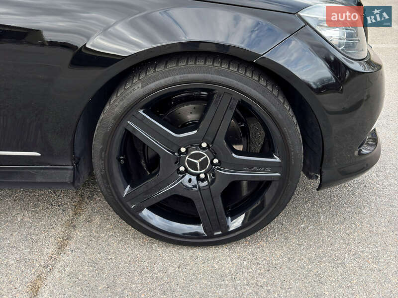 Седан Mercedes-Benz C-Class 2010 в Запорожье