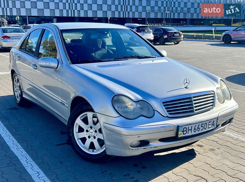 Седан Mercedes-Benz C-Class 2001 в Херсоні фото 3 Седан Mercedes-Benz C-Class 2001 в Херсоні