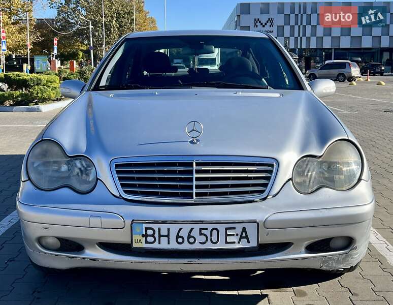 Седан Mercedes-Benz C-Class 2001 в Херсоні фото 8 Седан Mercedes-Benz C-Class 2001 в Херсоні