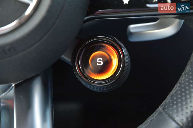 Седан Mercedes-Benz C-Class 2022 в Києві