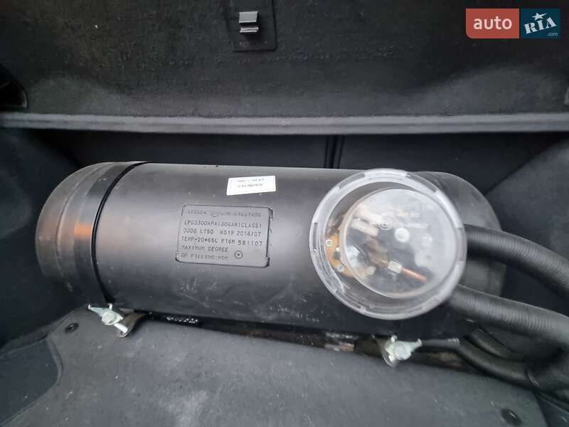 Купе Mercedes-Benz C-Class 2001 в Кременці фото 6 Купе Mercedes-Benz C-Class 2001 в Кременці