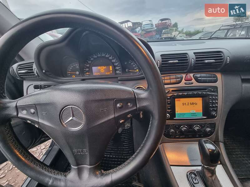 Купе Mercedes-Benz C-Class 2001 в Кременці фото 5 Купе Mercedes-Benz C-Class 2001 в Кременці