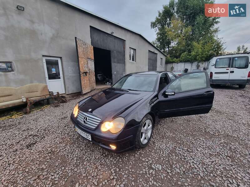 Mercedes-Benz C-Class 2001 Mercedes-Benz C-Class 2001