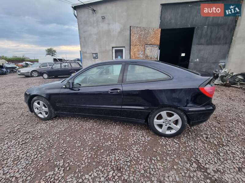 Купе Mercedes-Benz C-Class 2001 в Кременці фото 20 Купе Mercedes-Benz C-Class 2001 в Кременці