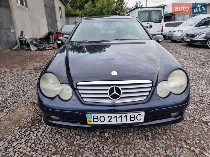 Купе Mercedes-Benz C-Class 2001 в Кременці фото 24 Купе Mercedes-Benz C-Class 2001 в Кременці