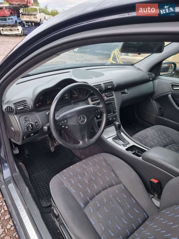 Купе Mercedes-Benz C-Class 2001 в Кременці фото 33 Купе Mercedes-Benz C-Class 2001 в Кременці