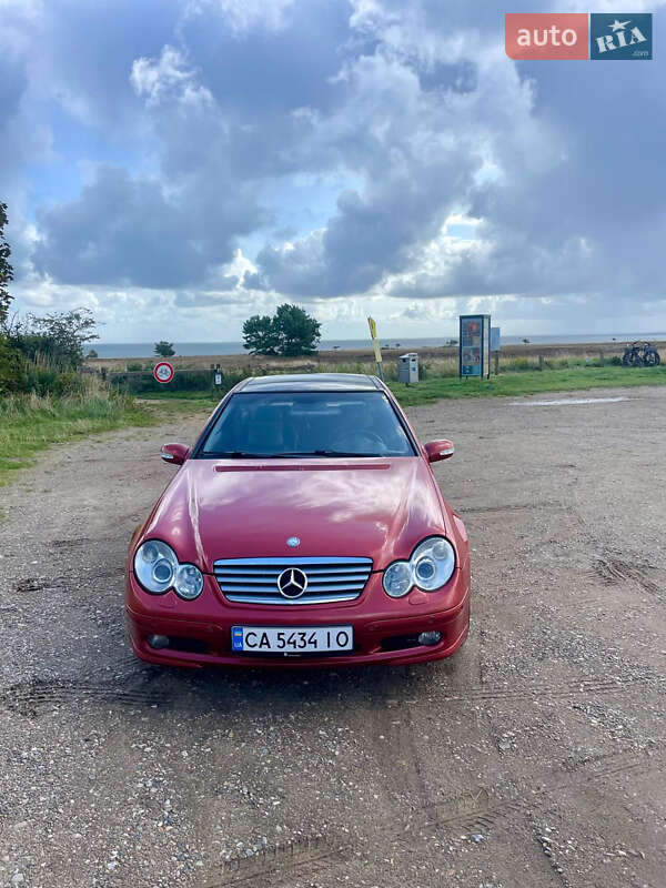 Купе Mercedes-Benz C-Class 2002 в Черкассах