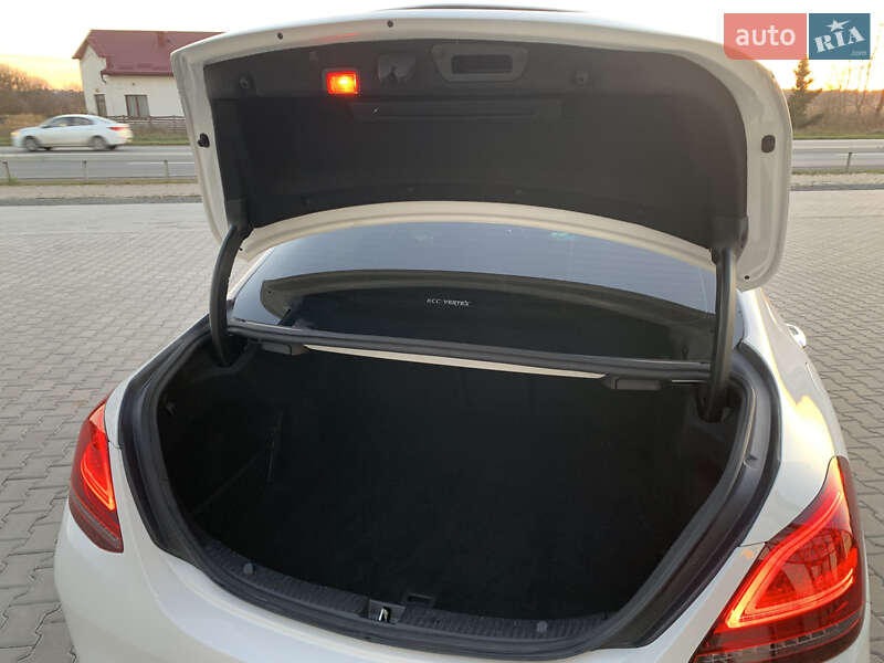 Седан Mercedes-Benz C-Class 2019 в Тернополе