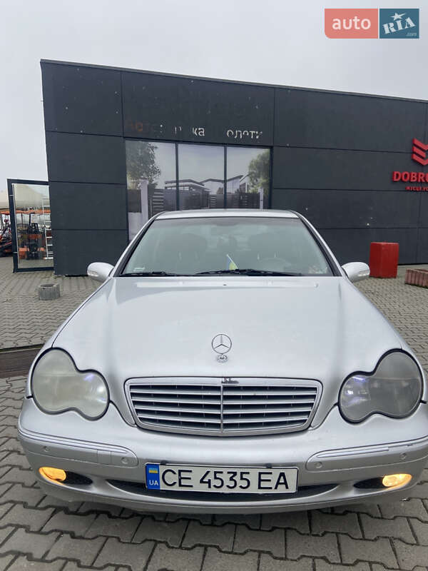 Седан Mercedes-Benz C-Class 2002 в Кіцмані