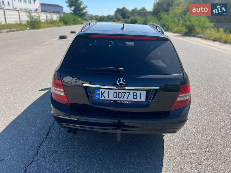 Універсал Mercedes-Benz C-Class 2012 в Києві фото 6 Універсал Mercedes-Benz C-Class 2012 в Києві