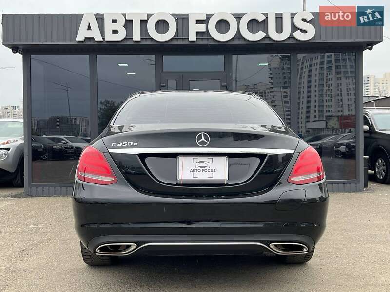 Седан Mercedes-Benz C-Class 2018 в Киеве