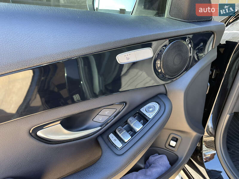 Седан Mercedes-Benz C-Class 2018 в Киеве