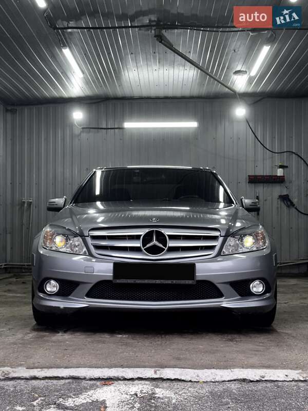 Mercedes-Benz C-Class 2007