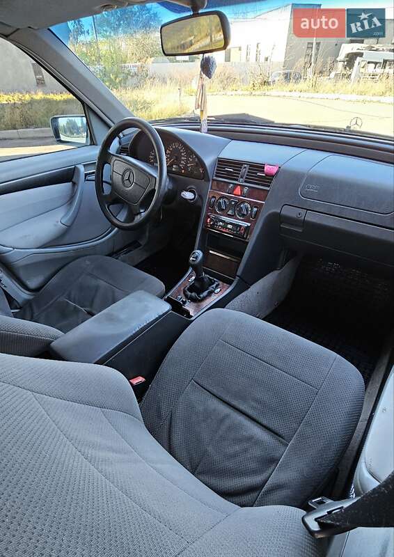 Седан Mercedes-Benz C-Class 1998 в Чемерівцях фото 7 Седан Mercedes-Benz C-Class 1998 в Чемерівцях
