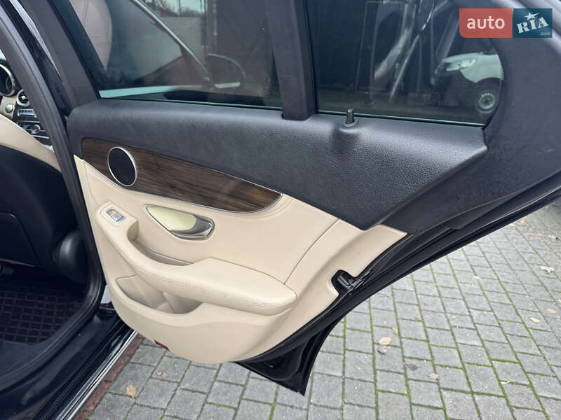Седан Mercedes-Benz C-Class 2015 в Запорожье