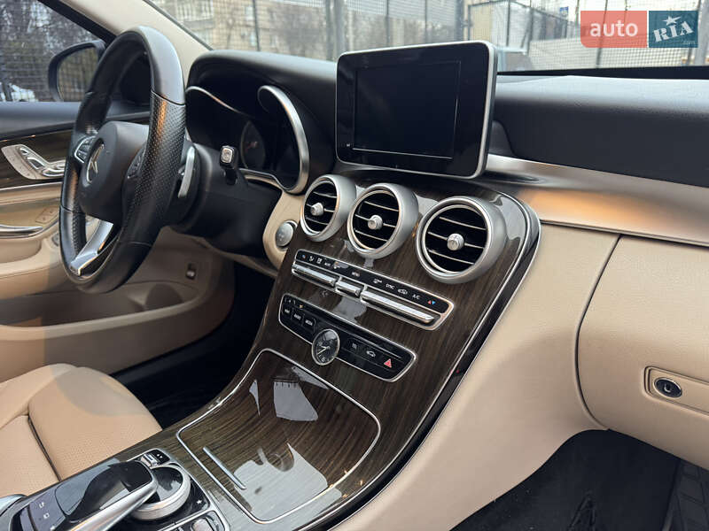 Седан Mercedes-Benz C-Class 2015 в Запорожье